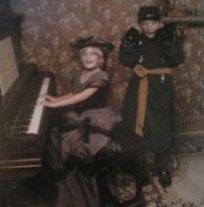 Meet your Posher, Carissa